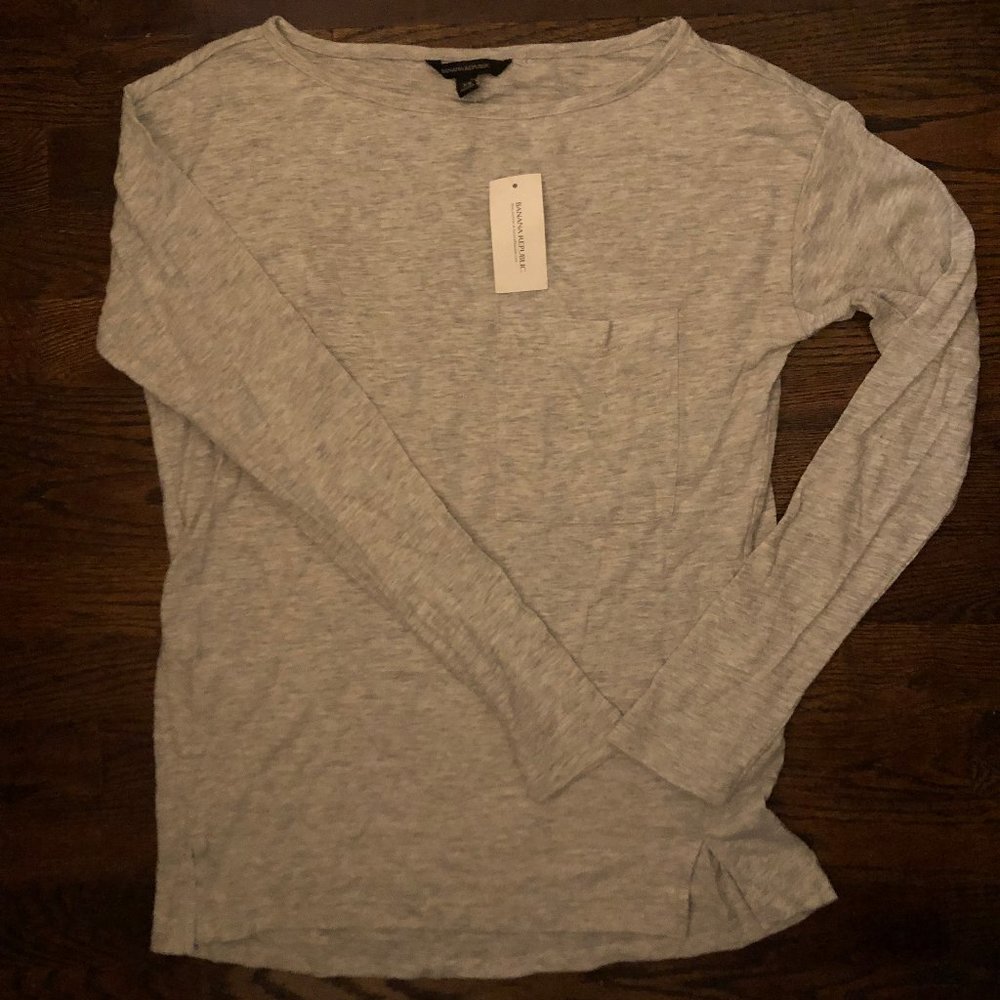 Banana Republic Gray Long Sleeve